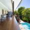 Four Beaches - LJHooker Yamba
