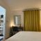 Luxury 4 Large Bedrooms West Thurrock Grays 3 bathrooms 1 en suite Netflix Free Parking