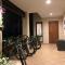 Phuket 2-Bedrooms 403m2 Private Poolside XL-Family Villa