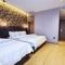 StarLight Hotel
