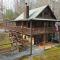 Bucking Bison - Pet friendly, mountain view, hot tub, game room, fire pit and more! - Mineral Bluff