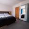 SL Hotel