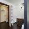 725 E College Unit 8