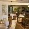 Country International Hotel