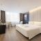 Dalian Airport Yingke Road Atour Hotel