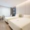 Dalian Airport Yingke Road Atour Hotel