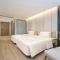 Dalian Airport Yingke Road Atour Hotel