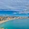 Travelers Beach Apartment with sea view, free coffee & parking