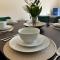 Bilborough House - Cosy Place suitable for Families and Business Travellers furnitures, Free Wifi and Free Parking