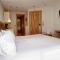 Elements Rooms & Apartments