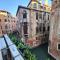 Luxury apartment near Rialto bridge