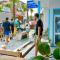 Komodo Indah Hotel and Hostel
