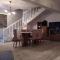 Kisiris House