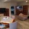 Kisiris House