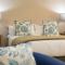 Halliwell Country Inn
