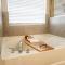 Charming 5 Bedroom spacious Home (sleeps 12-14)