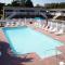Breezeway Boutique Hotel