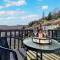 3 bed home in Tonypandy with Balcony View Room - Llwyn-y-pia