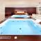 Grand Marquis Waterpark Hotel & Suites