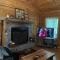 Alpenhaus Cabins Real Log Home in Helen Ga Mountains with hot tub and balconies - 索蒂纳科奇