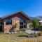 Ocean View Beachfront Apartment - Blenheim