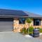 Ocean View Beachfront Apartment - Blenheim