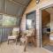 Beautiful bolt hole for 2 with breathtaking views