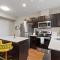 Stylish and Comfortable 1-BR in the Heart of Detroit - ديترويت