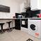 Modern 2 Bedroom Flat in Robert st, Swansea - Swansea