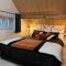 Sous les toits, by Refuges en ville