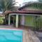 Beliíssima casa de praia com piscina em Itanhém, Jardim Grandesp - 伊塔尼亚恩