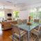 Dolphin Escape Holiday House