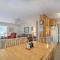 Cozy Oak Island House Less Than 1 Mi to Beaches!