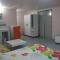 Room in Studio - T8 Guest House Don Mueang Challenger triple room - Ban Song Hong