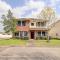 Spacious Houston Home with Private Yard and Fire Pit! - 休斯顿