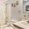 Cozy Conway Area Home about 4 Mi to Cranmore Mountain! - Intervale