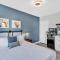 Vista Vacation Downtown Walkable Modern Escape