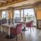 Hotel Emmy - five elements