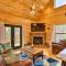 Cozy Mtn Cabin Spacious Deck and Forest Views!