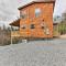 Cozy Mtn Cabin Spacious Deck and Forest Views!
