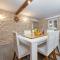 Holiday home Apios