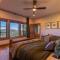 Almost Heaven at Eagles Nest - بانير إلك