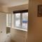Exquisite Modern Homely 2 Bed Apartment with On-street Parking, Super Fast WIFI & 5 mins drive to Science & Business Parks - Cambridge