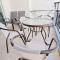 Modern Retreat: 2br Stylish Apt with Comfy Rooms! Smart TV with 200MBPS Internet