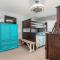 SeaView By Oak Island Accommodations - Oak Island