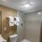 LoneStar Inn and Suites