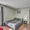 Updated Fayetville Townhome-Away-From-Home with Yard