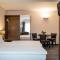 Point Hotel Apartments and Rooms