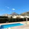 Velo Villa w/ A/C, free Wi-Fi & Pool near Benidorm