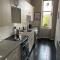 Spacious one bedroom flat, entire property. - Greenock